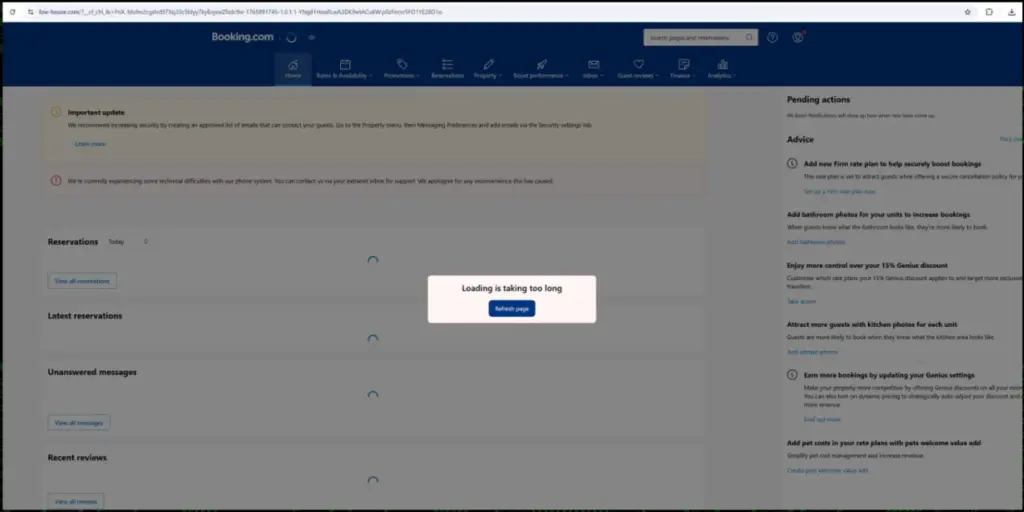 Fałszywa strona Booking z komunikatem nakłaniającym do kliknięcia w przycisk "Refresh page".